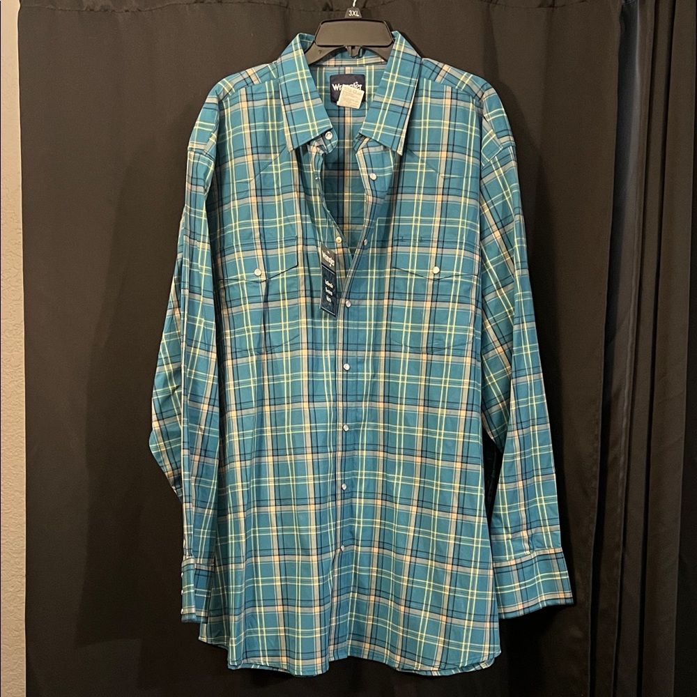 Wrangler Teal and Yellow Plaid Button Down pearl snap  Shirt